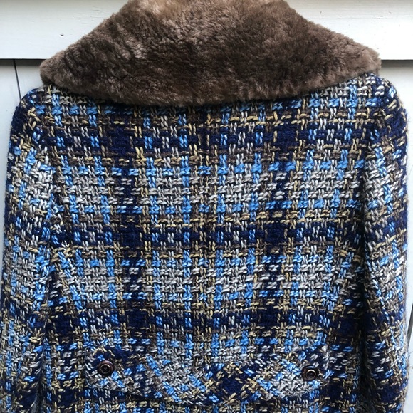Vintage Thalhimers French Salon plaid tweed & fur collar long coat (price firm) - Picture 6 of 14